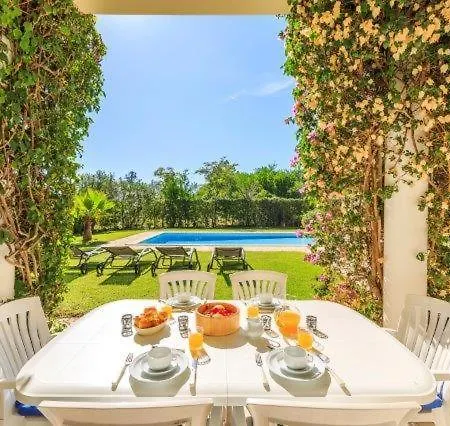 Sleeps 6 Pool Air Con Wifi Quinta do Lago